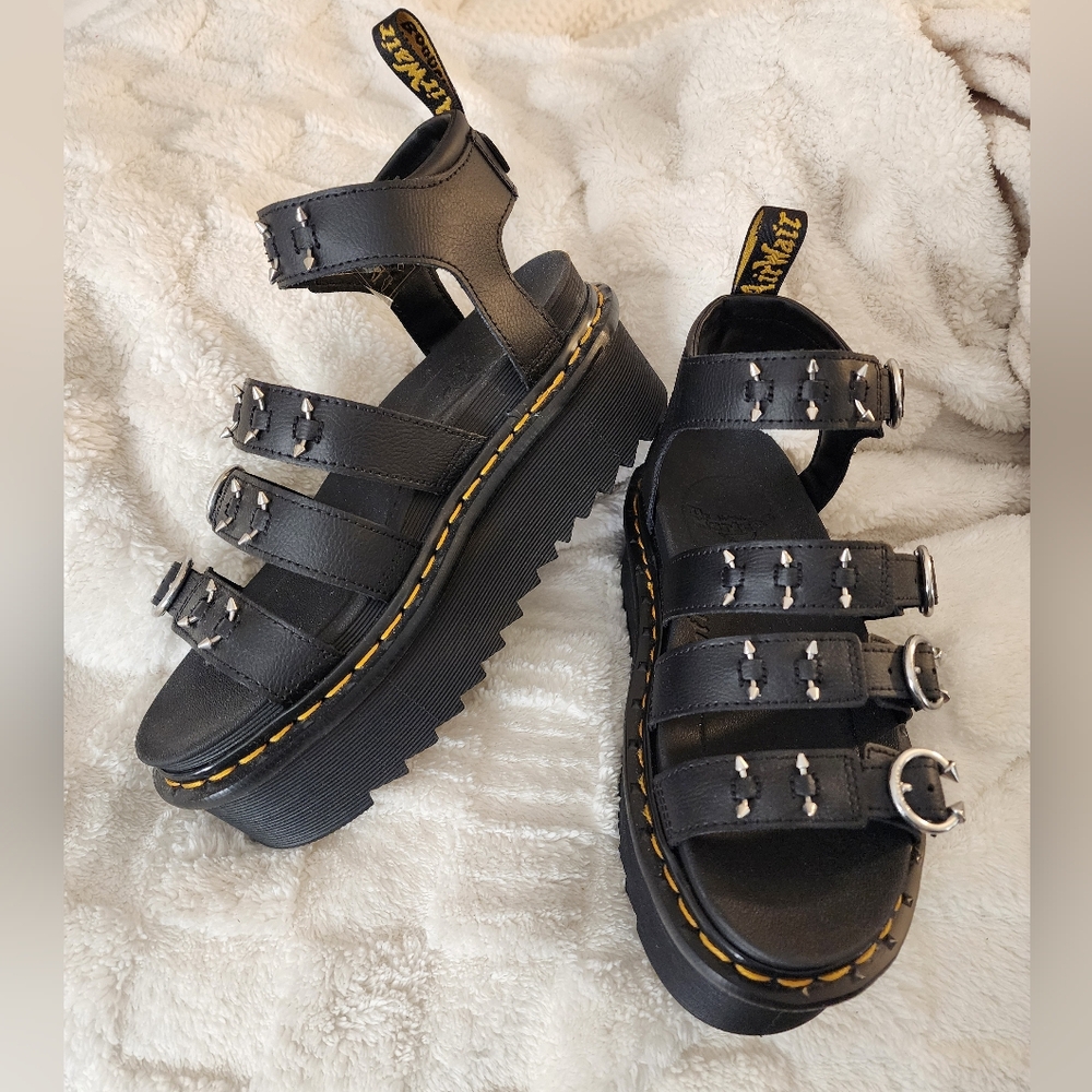 Size 8 Dr. Marten Blaire Piercing Platform Sandals